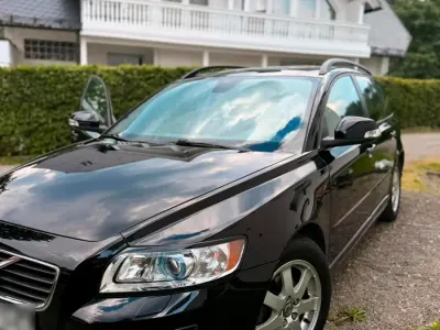 Gebraucht Volvo V50 125 PS (91 kW) 2010 Schwarz Kombi