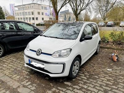 Gebraucht VW e-up! Style 61 kW (83 PS) 2021 Weiß Kleinwagen