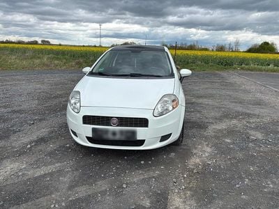 Gebraucht Fiat Punto 75 PS (55 kW) 2009 Kleinwagen