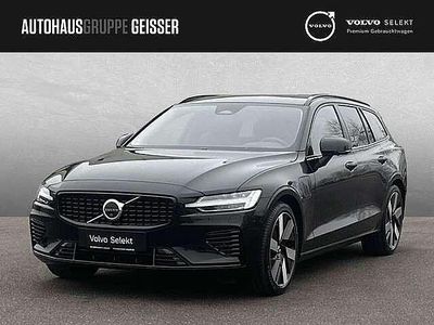 Usata Volvo V60 Ultra 455 CV (334 kW) 2025 Nero Station wagon