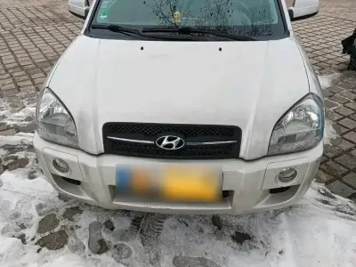 Gebraucht Hyundai Tucson 141 PS (103 kW) 2008 Grau SUV