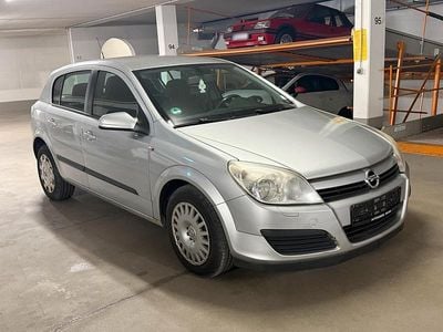 Gebraucht Opel Astra 105 PS (77 kW) 2005 Grau Limousine