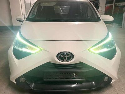 Usata Toyota Aygo Connect Style 72 CV (52 kW) 2019 Bianco Utilitaria