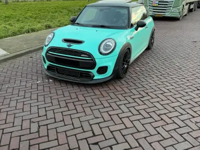 Gebraucht Mini John Cooper Works 231 PS (169 kW) 2018 Kleinwagen