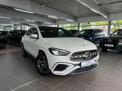 Gebraucht Mercedes GLA220 AMG line 190 PS (139 kW) 2023 Weiß SUV