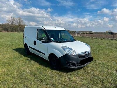 Usado Opel Combo 95 HP (69 kW) 2014 Branco Monovolume