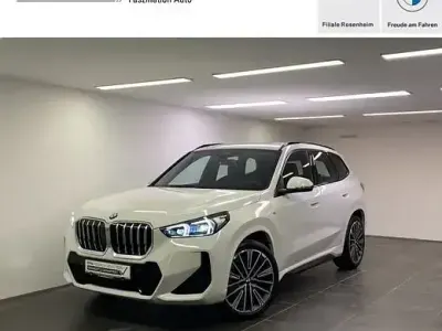 Gebraucht BMW X1 M Sport 163 PS (119 kW) 2025 Alpinweiß uni SUV
