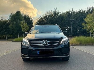 Schwarz Gebraucht 2018 Mercedes GLE350 SUV | 34.000 € (Etwas zu teuer)