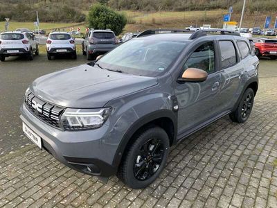 gebraucht Dacia Duster 2 Extreme TCe150 EDC Navi Klima SHZ PDC+Kamera