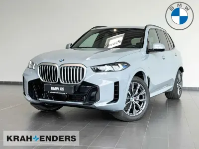 Neu BMW X5 M Sport 298 PS (219 kW) 2026 Grau SUV