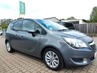 Gebraucht Opel Meriva drive 140 PS (102 kW) 2016 Shiny grey (rock) Van / Kleinbus