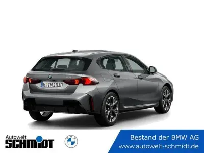 Gebraucht BMW 120 Shadowline 163 PS (119 kW) 2025 Skyscrapergrau Kleinwagen
