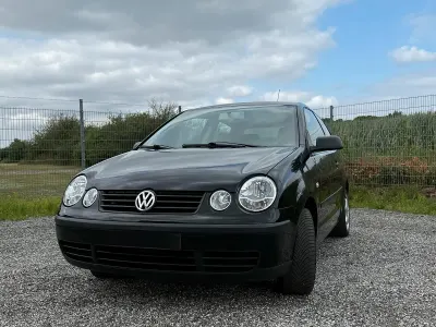 Gebraucht VW Polo 54 PS (39 kW) 2002 Schwarz Kleinwagen