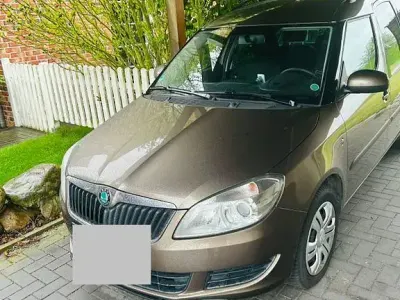 Gebraucht Skoda Roomster Ambition 86 PS (63 kW) 2012 Braun Van / Kleinbus