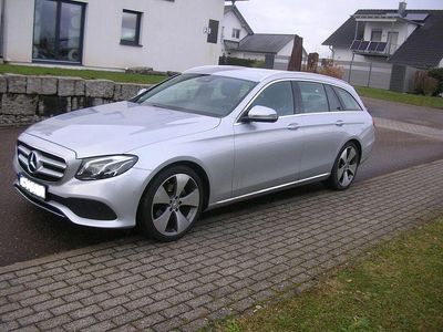 Mercedes E220