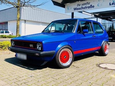 Second-hand VW Golf II GTI 215 CP (158 kW) 1983 Albastru Hatchback