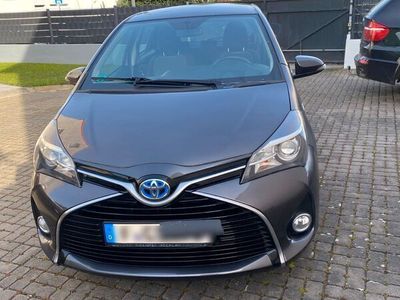 gebraucht Toyota Yaris Hybrid 