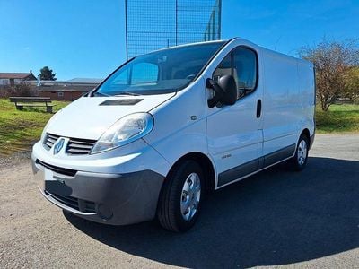 Gebraucht Renault Trafic 145 PS (106 kW) 2009 Weiß Van / Kleinbus