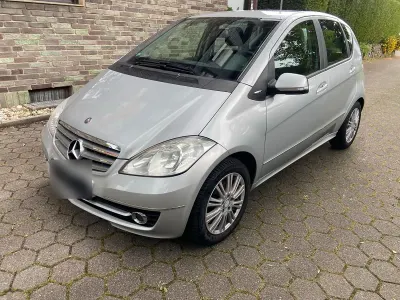 Gebraucht Mercedes A200 136 PS (100 kW) 2009 Silber Kleinwagen