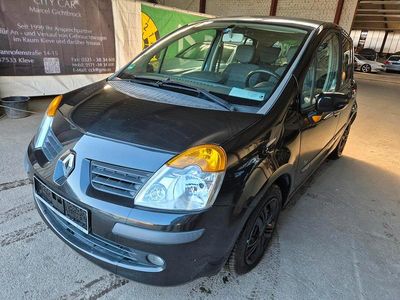 Begagnad Renault Modus 75 HK (55 kW) 2005 Svart Minibuss