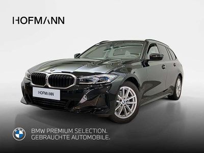 Saphirschwarz metallic Gebraucht 2025 BMW 318 Shadowline Kombi | 32.405 € (Guter Preis)