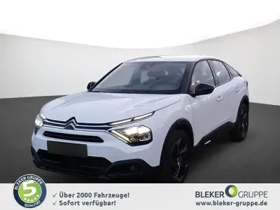Używany Citroën C4 Feel 131 KM (96 kW) 2023 Biały Sedan/Limuzyna