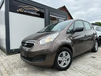 Gebraucht Kia Venga 90 PS (66 kW) 2012 Braun Kleinwagen