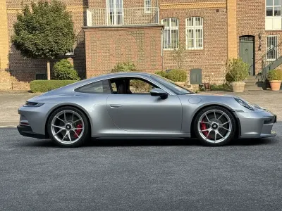 Neu Porsche 911 GT3 Touring 510 PS (375 kW) 2025 Gt silbermetallic Coupé
