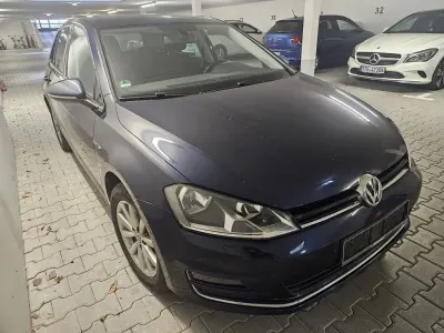 Gebraucht VW Golf VII LOUNGE 125 PS (91 kW) 2015 Blau Limousine