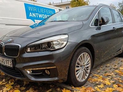 Gebraucht BMW 218 Active Tourer Luxury Line 150 PS (110 kW) 2015 Grau Van / Kleinbus