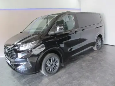 Gebraucht Ford Tourneo Titanium 150 PS (110 kW) 2024 Schwarz Van / Kleinbus