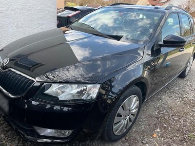 Gebraucht Skoda Octavia 105 PS (77 kW) 2014 Schwarz Kleinwagen
