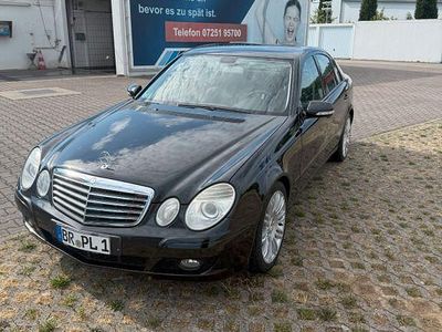 Mercedes E200