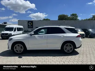 Gebraucht Mercedes GLE580 AMG 517 PS (380 kW) 2023 Manufaktur diamantweiß bright (metallic) SUV