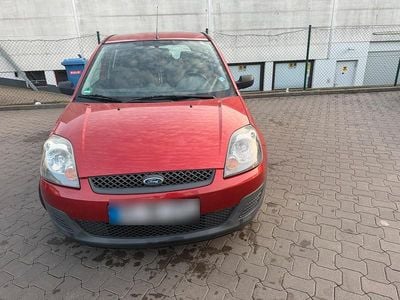 Gebraucht Ford Fiesta Ghia 70 PS (51 kW) 2007 Rot Kleinwagen
