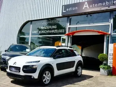 Gebraucht Citroën C4 Cactus Shine 82 PS (60 kW) 2017 Andere Kleinwagen