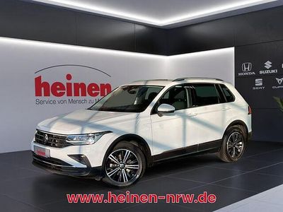Używany VW Tiguan Active 150 KM (110 kW) 2022 Biały SUV