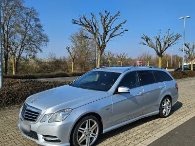 Gebraucht Mercedes E350 Avantgarde 231 PS (169 kW) 2011 Silber Kombi