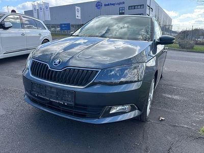 Gebraucht Skoda Fabia Style 110 PS (80 kW) 2015 Grau Kombi