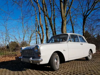 Neu Ford Taunus 50 PS (36 kW) 2026 Grau Limousine