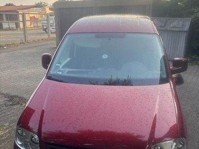 Second-hand VW Caddy Life 80 CP (58 kW) 2007 Roșu Monovolum