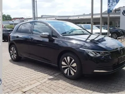 Gebraucht VW Golf VIII Move 110 PS (80 kW) 2024 Schwarz Limousine