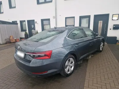 Gebraucht Skoda Superb 156 PS (114 kW) 2020 Grau Limousine