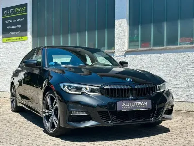 Gebraucht BMW 330e M Sport 292 PS (214 kW) 2022 Schwarz Limousine