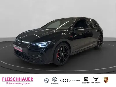 Gebraucht VW Golf VIII GTI 245 PS (180 kW) 2024 Schwarz Limousine