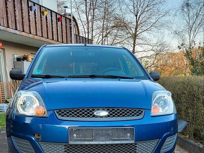 Gebraucht Ford Fiesta 80 PS (58 kW) 2007 Blau Kleinwagen