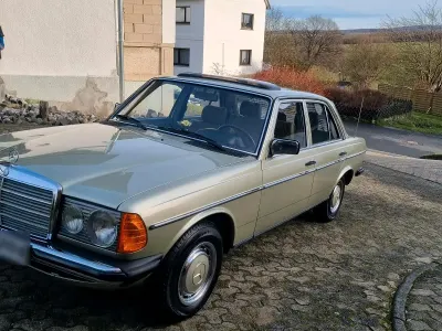 Gebraucht Mercedes 230 136 PS (100 kW) 1981 Limousine