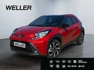 Nuova Toyota Aygo 72 CV (52 kW) 2025 Rosso Utilitaria