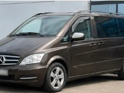Gebraucht Mercedes Viano 224 PS (164 kW) 2013 Braun Van / Kleinbus