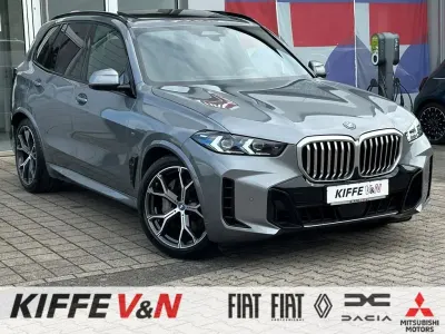 Gebraucht BMW X5 Sport Line 489 PS (359 kW) 2023 Grau SUV